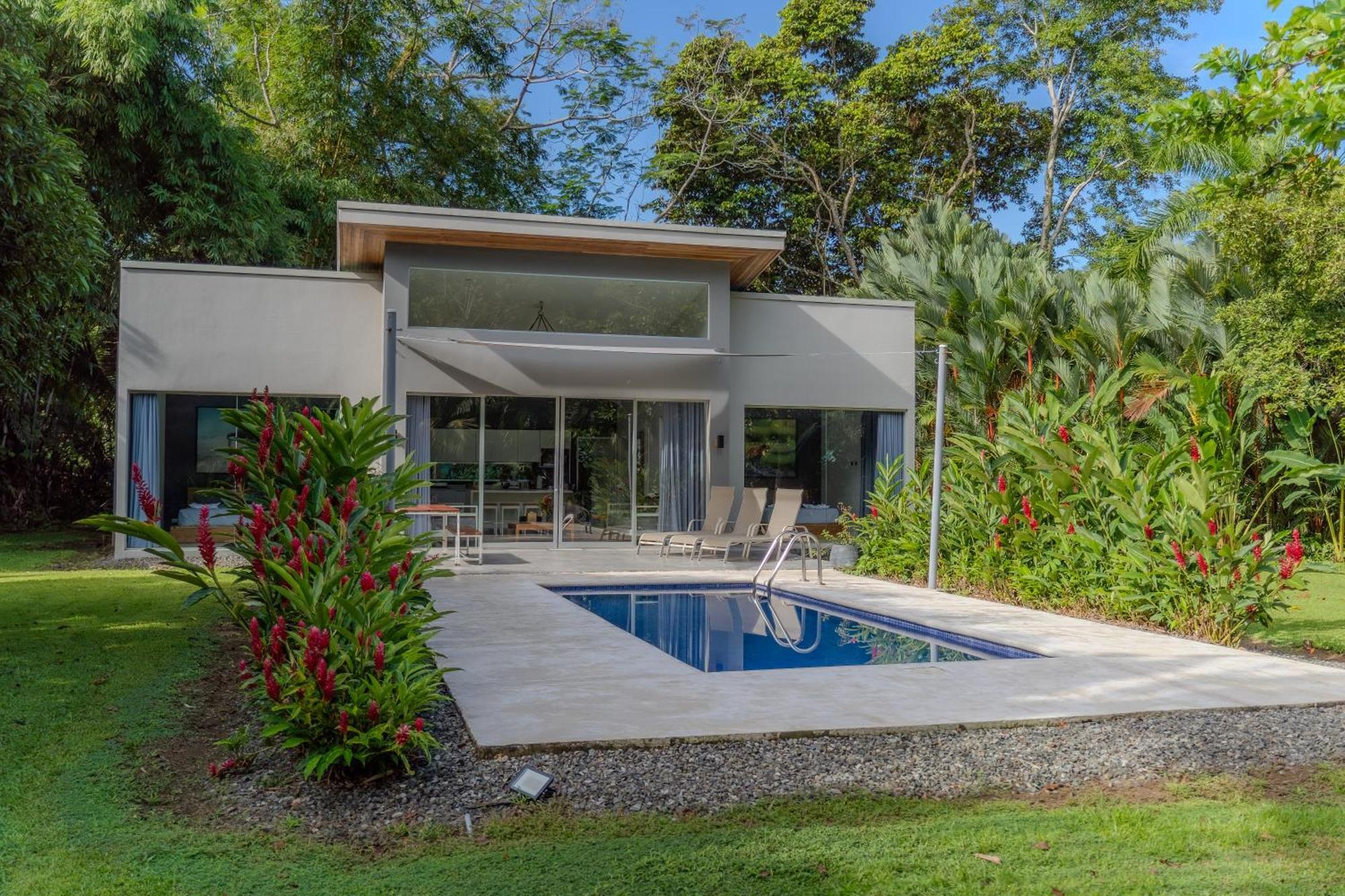 Lilan Nature, Modern House N°1, Private Swimming Pool. Cahuita Eksteriør billede