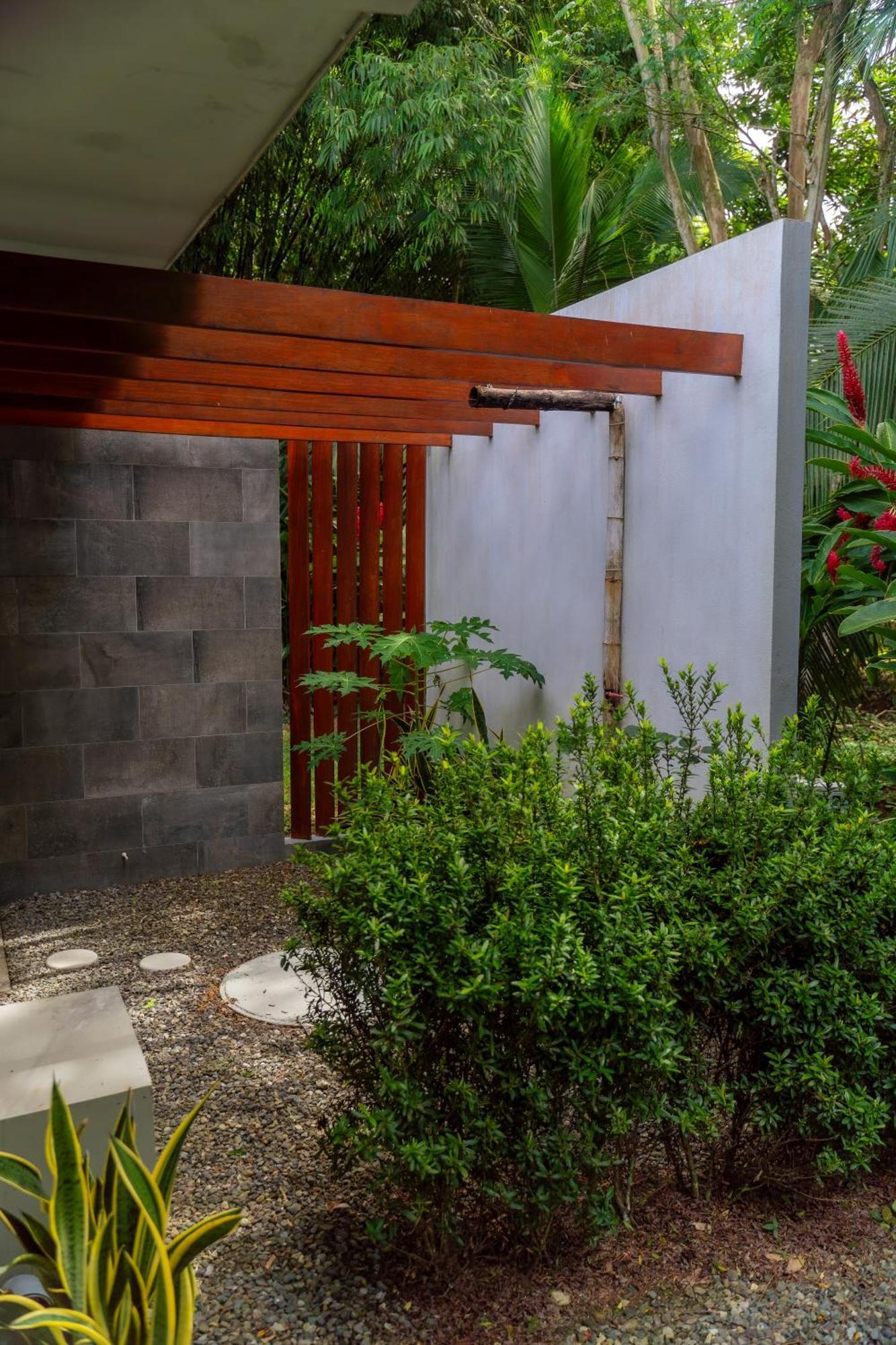 Lilan Nature, Modern House N°1, Private Swimming Pool. Cahuita Eksteriør billede